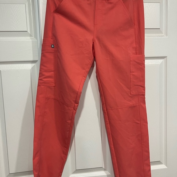 Figs Coral Scrub Set Men’s Small - Picture 3 of 5